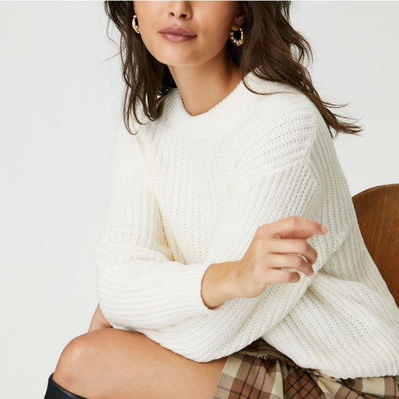 Aritzia Wilfred Essential Chenille Sweater Relaxed